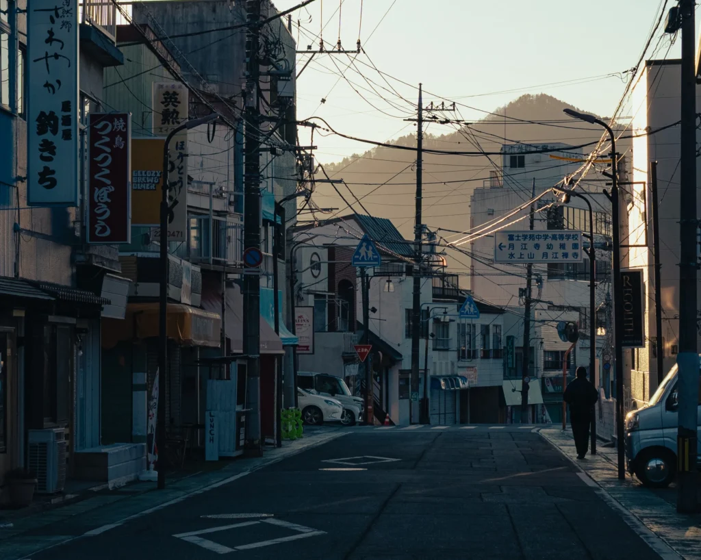 A quiet morning on the Gekkeiji shopping street, part of the retro Nishiura Fujiyoshida area.