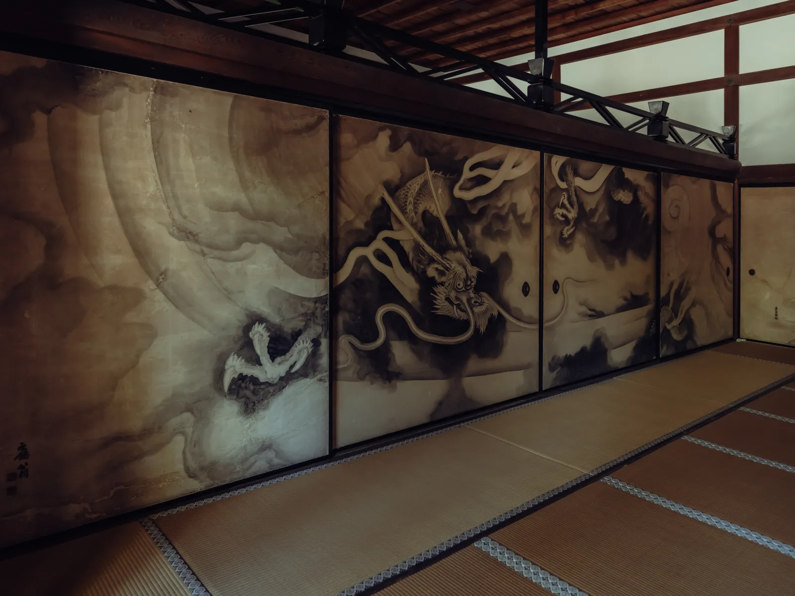 Unryu dragon fusuma paintings by Morihiro Hosokawa in the Hojo at Ryoanji