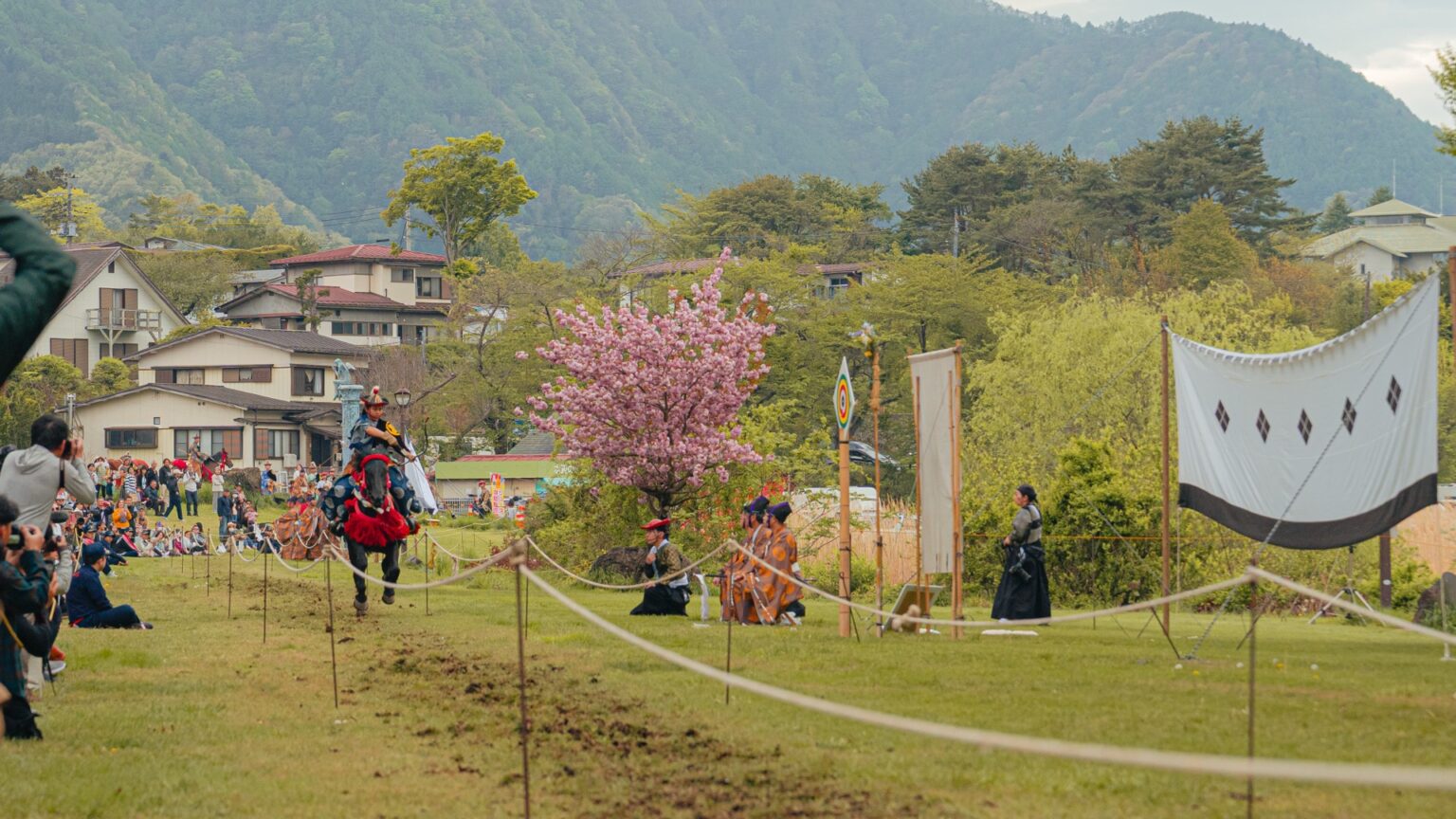 Yabusame archer approaching the target with bow ready