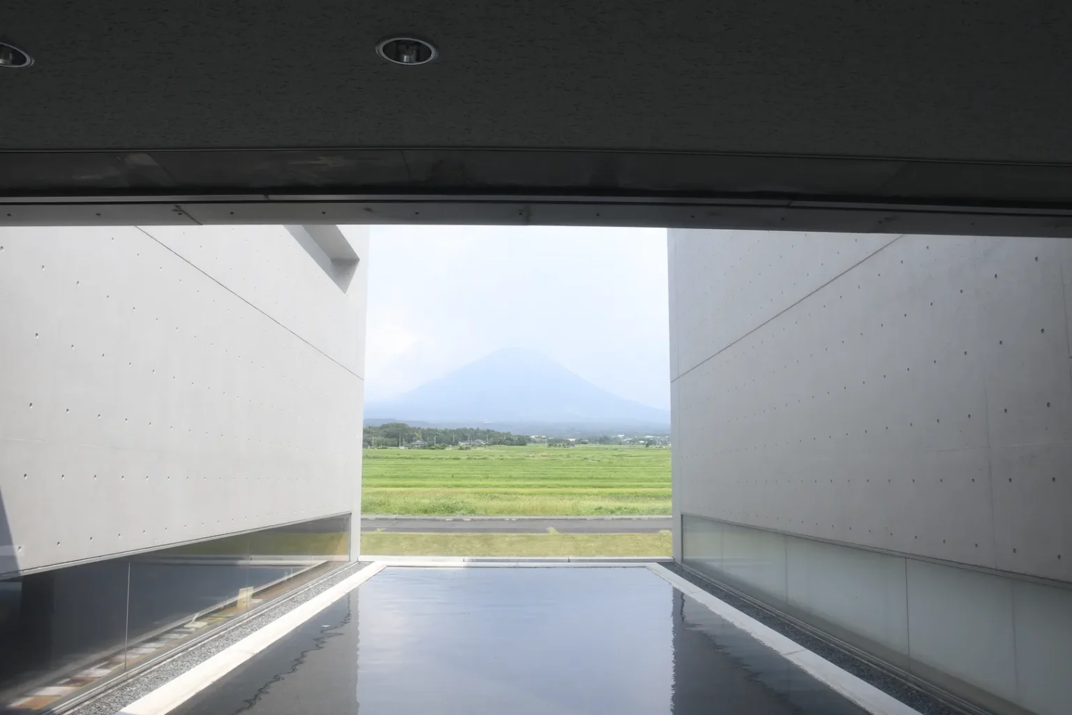 Ueda museum daisen reflecting pool