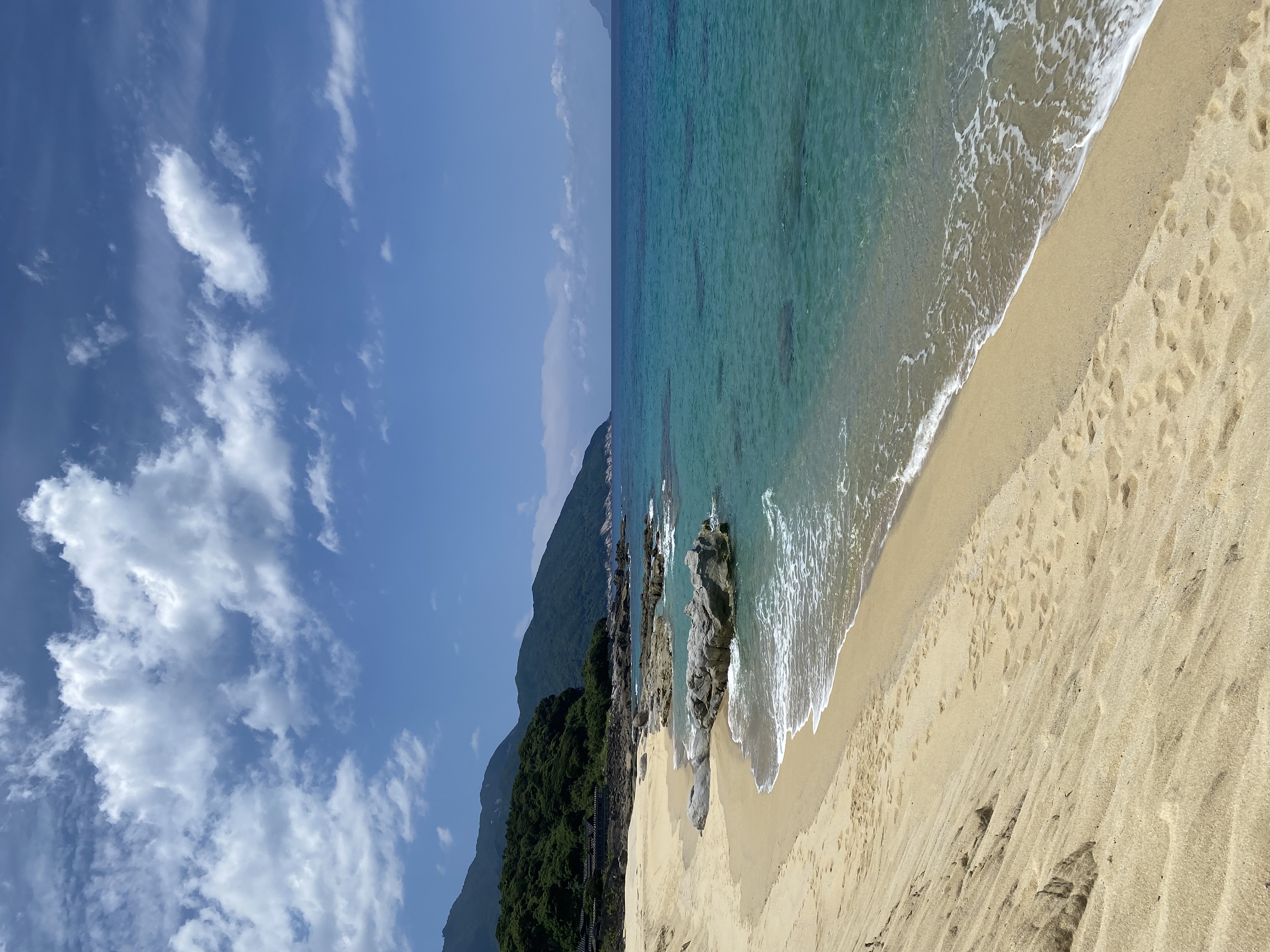 Nagata Inakahama beach with turquoise water and turtle-nesting sand